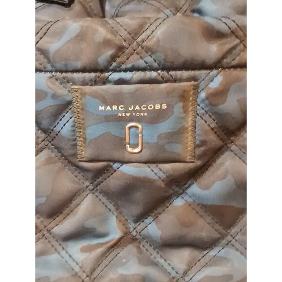 Marc Jacobs Quilted Nylon Knot Large Tote Bag Camouflage Midnight Blue Dust Bag - Picture 3 of 14